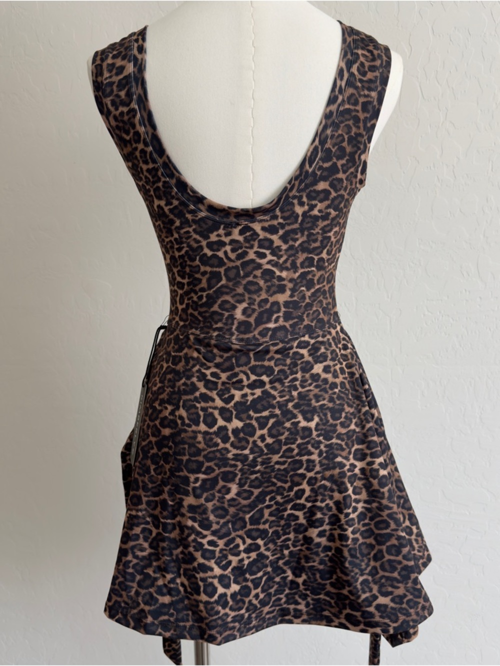 Sleeveless Leopard Print Mini Dress with Side Bow Small - Picture 2 of 6